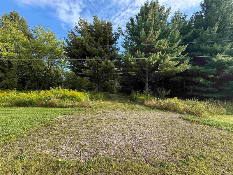 444 Oakridge Dr #1, Hobart, WI 54155