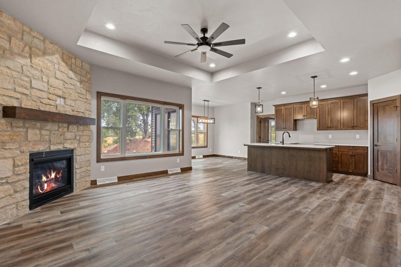 3869 Van Lanen Rd, Green Bay, WI 54311
