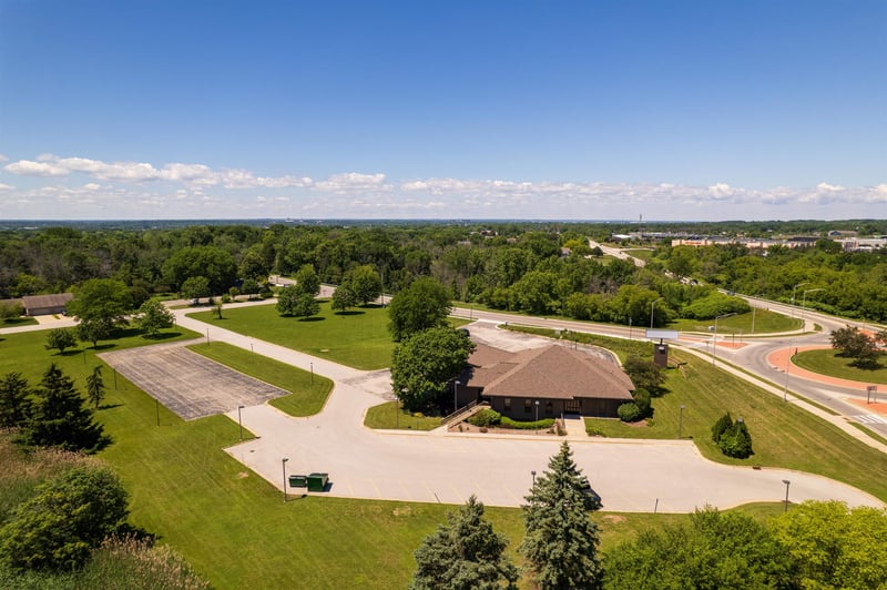 2646 Noel Dr, Green Bay, WI 54311