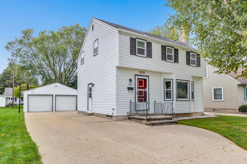 1019 Marshall Ave, Green Bay, WI 54303-4219