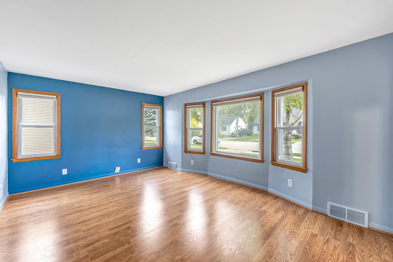 1019 Marshall Ave, Green Bay, WI 54303-4219