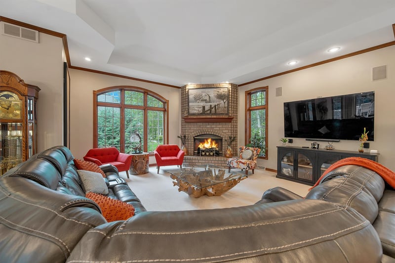 1935 E Telemark Cir, Green Bay, WI 54313