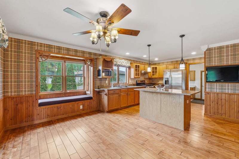N9630 N Coop Rd, Appleton, WI 54915