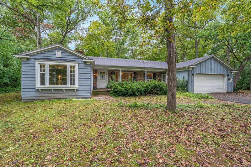 25 Lullabye Rd, Oshkosh, WI 54904