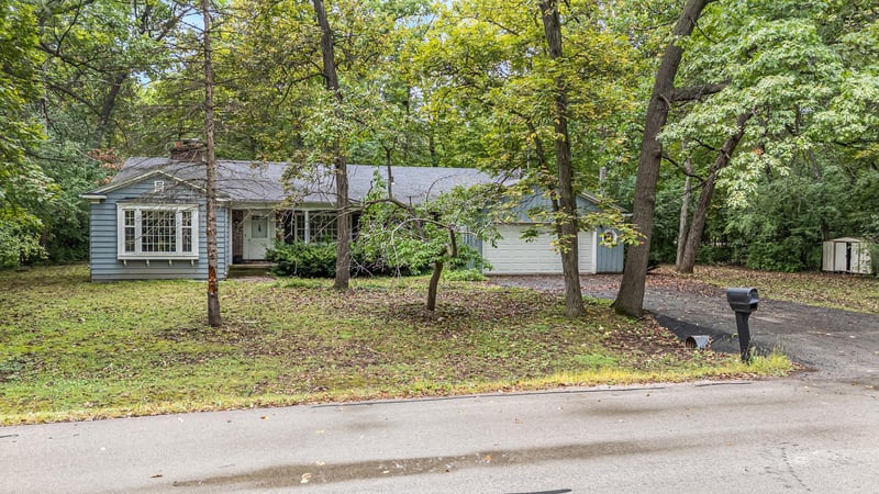 25 Lullabye Rd, Oshkosh, WI 54904