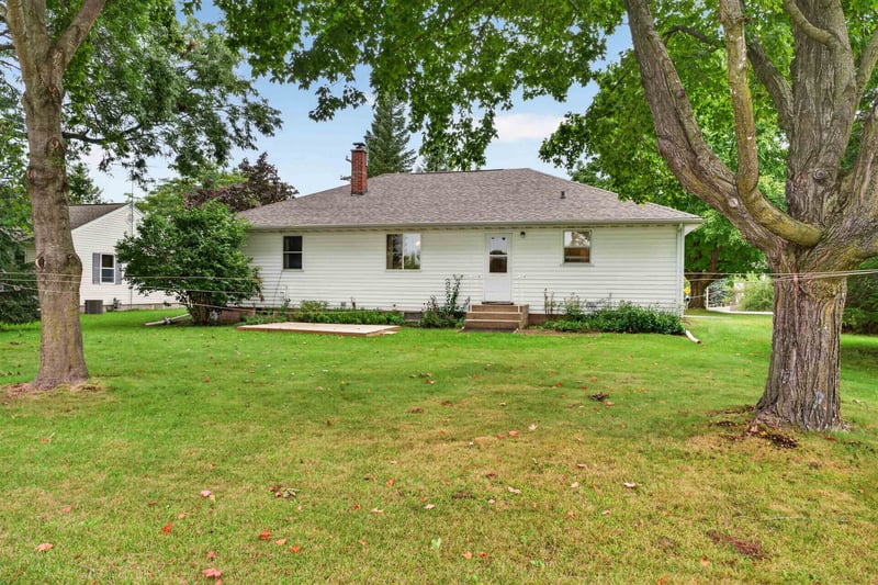 5161 County Road Ii Rd, Larsen, WI 54947-0000