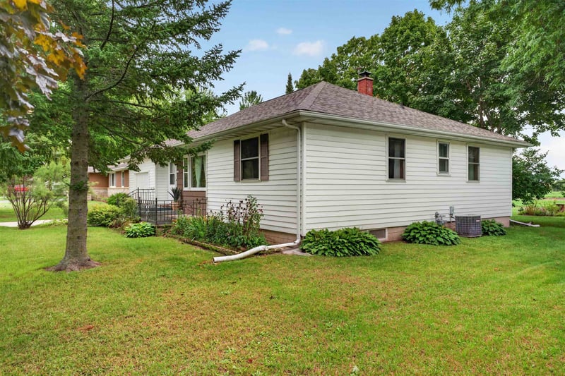 5161 County Road Ii Rd, Larsen, WI 54947-0000