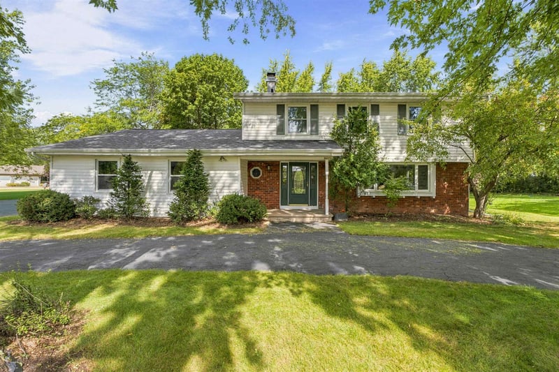 W4958 Golf Course Rd, Sherwood, WI 54169
