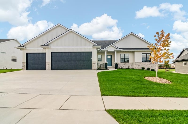 3588 Black Sheep Way, Green Bay, WI 54311