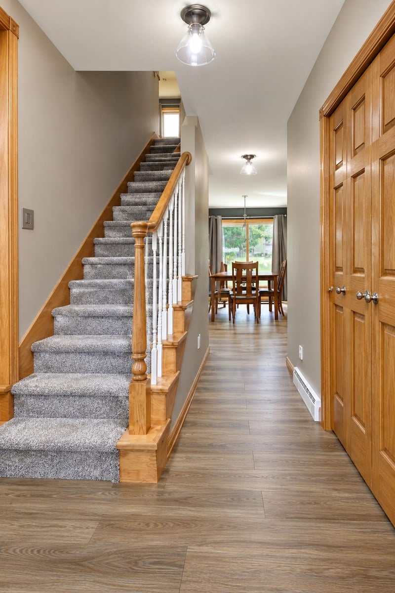 1445 W Breckenridge Ct, Appleton, WI 54914