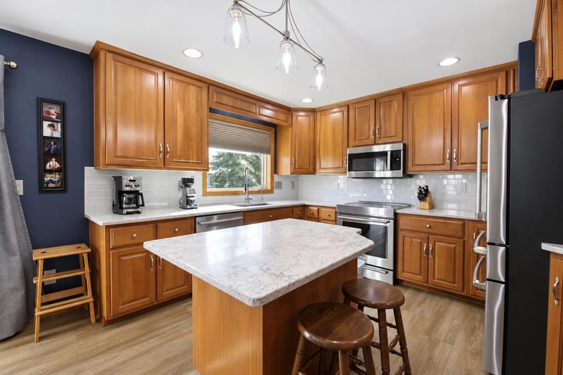 1445 W Breckenridge Ct, Appleton, WI 54914