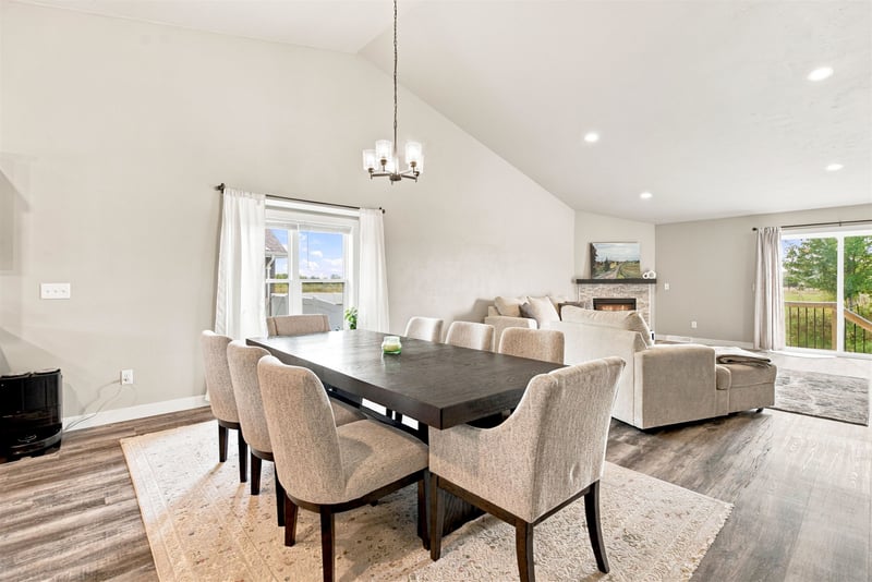 3455 E Rubyred Dr, Appleton, WI 54913