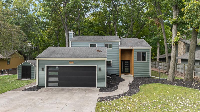 1730 N Briarcliff Dr, Appleton, WI 54915