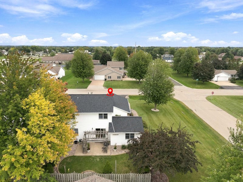 N9673 Hopfensperger Rd, Appleton, WI 54915
