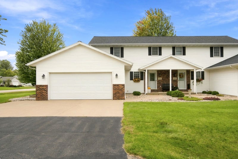 N9673 Hopfensperger Rd, Appleton, WI 54915