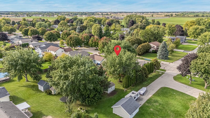 729 Farmington Ave, Oshkosh, WI 54901