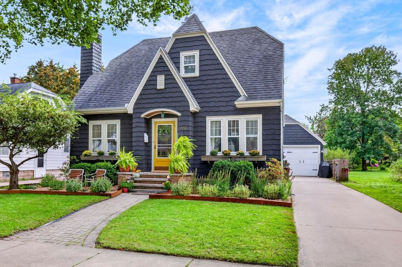 425 E Circle St, Appleton, WI 54911