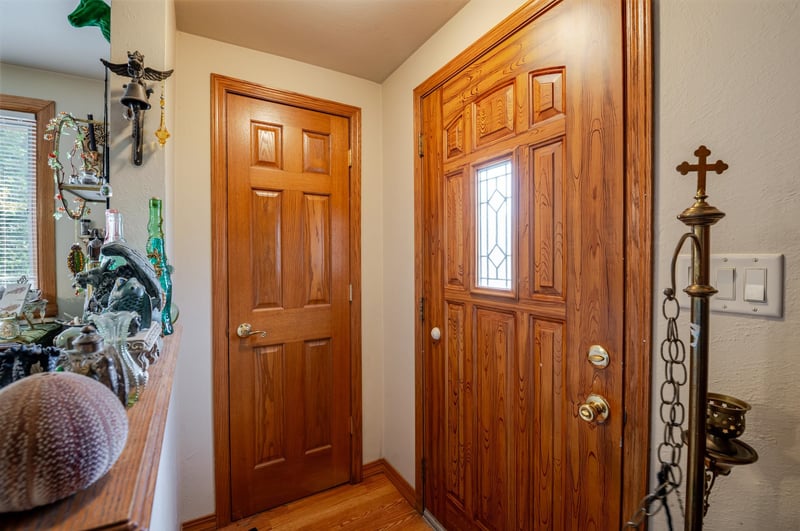 1106 St Agnes Dr, Green Bay, WI 54304-2257