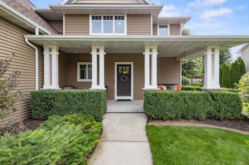 1426 Bingham Dr, De Pere, WI 54115