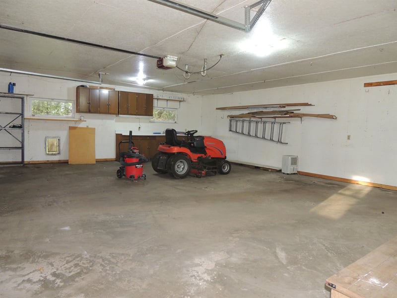 231 Madison St, Oconto, WI 54153