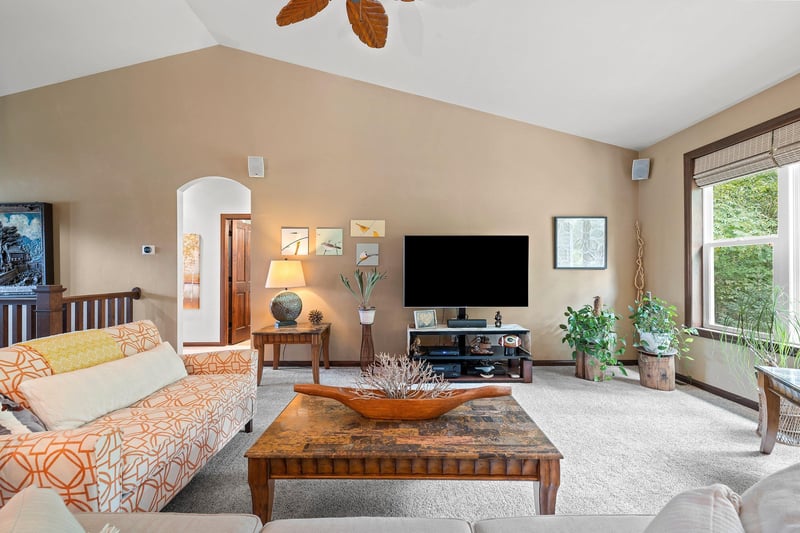 1048 Faversham Way, Green Bay, WI 54313