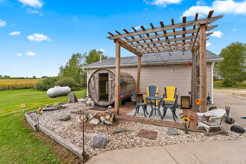 E1035 Bader Rd, Luxemburg, WI 54217-8657
