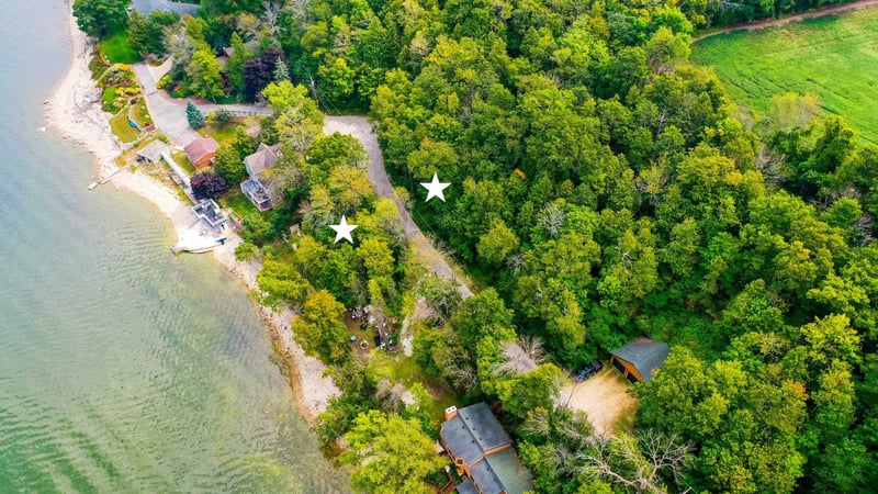 5361 Edgewater Beach Rd, Green Bay, WI 54311