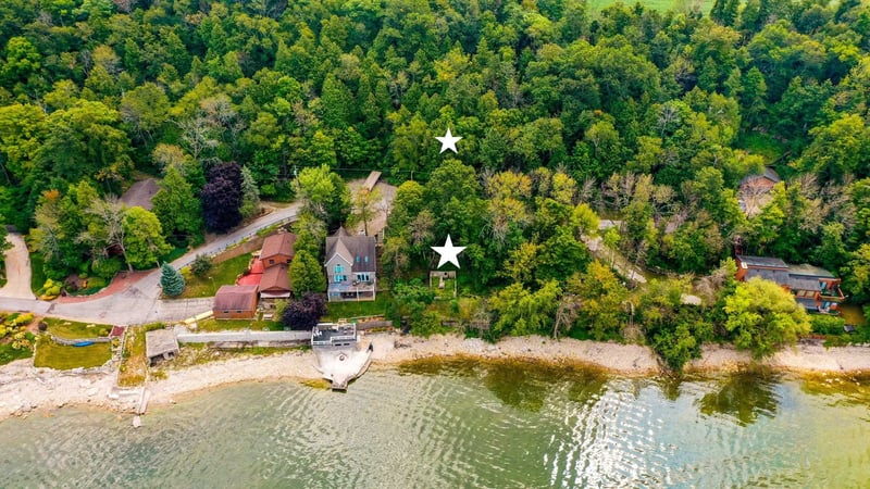 5361 Edgewater Beach Rd, Green Bay, WI 54311