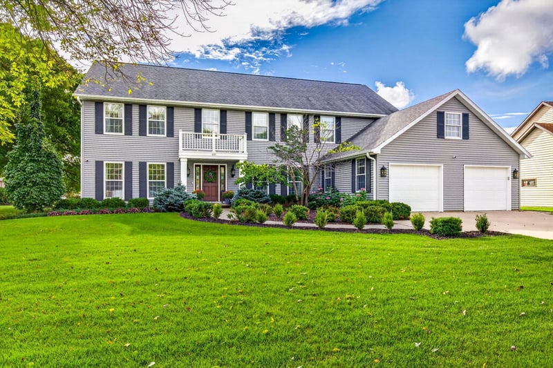 991 Derby Ln, Neenah, WI 54956