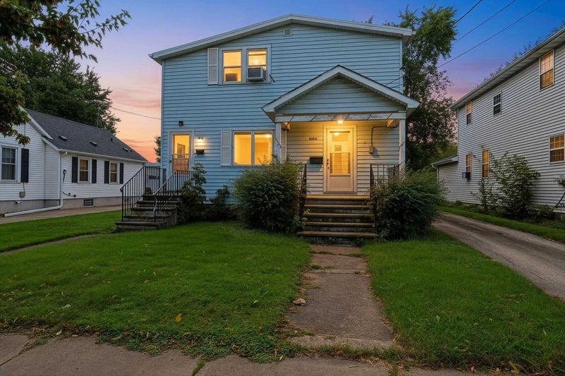 1350 Chicago St, Green Bay, WI 54301-3838