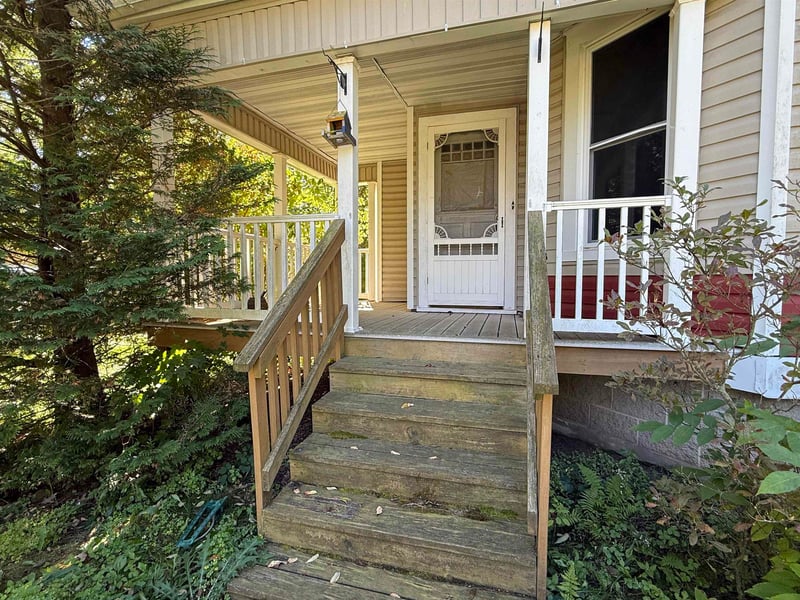 W7949 Koeller Ln, Shawano, WI 54166-0000