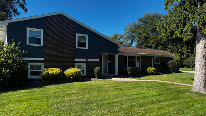 1600 Patton St, Green Bay, WI 54301-2457