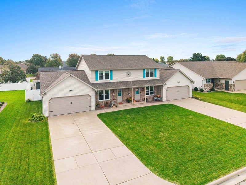 1319 Franco Ct, De Pere, WI 54115-3816