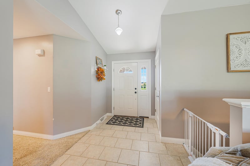 W2246 Raspberry Ln, Appleton, WI 54913