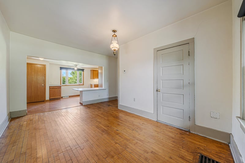 W1290 State Rd 96, Kaukauna, WI 54130
