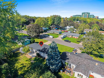 925 La Croix Ave, Green Bay, WI 54304