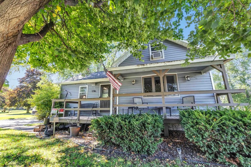 1746 Island Ct, Green Bay, WI 54303-6479