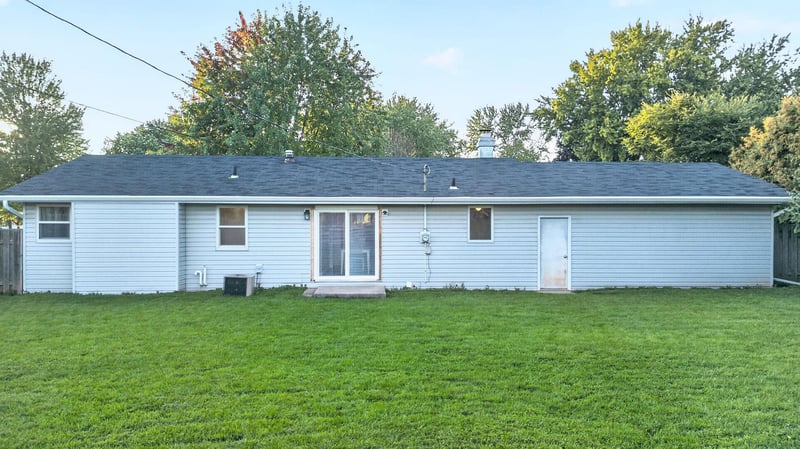 2516 N Summit St, Appleton, WI 54914