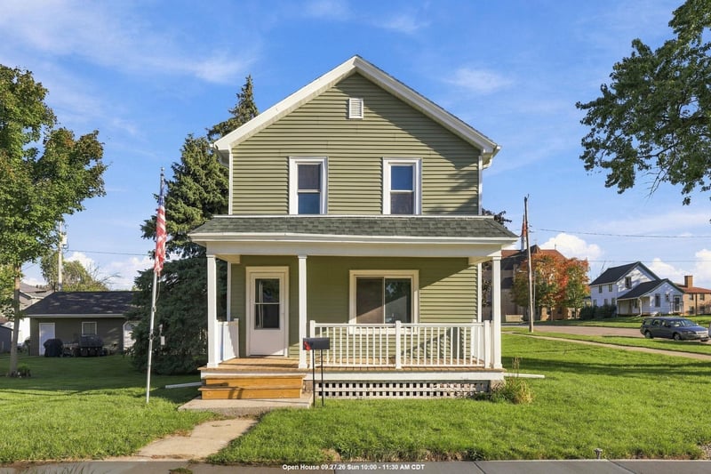 202 W 9th St, Kaukauna, WI 54130