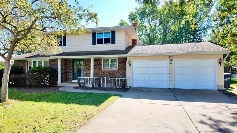 736 Green Valley Ave, Allouez, WI 54301