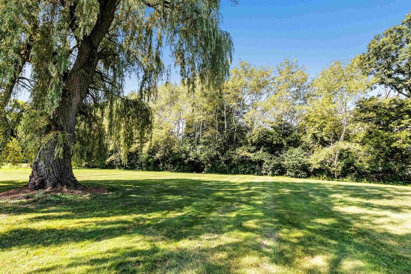 2954 Old Plank Rd, De Pere, WI 54115-8645