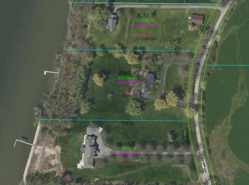 2954 Old Plank Rd, De Pere, WI 54115-8645