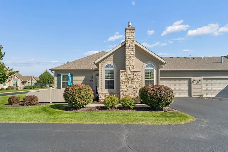2301 E Tuscany Way, Appleton, WI 54913