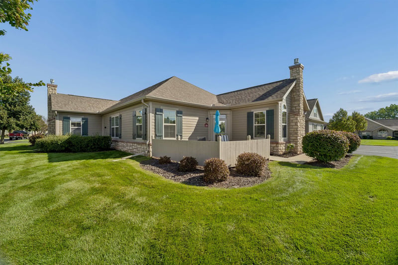 2301 E Tuscany Way, Appleton, WI 54913