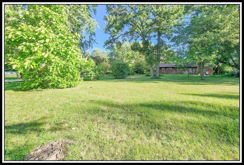Oakland Ln #1, Oshkosh, WI 54902