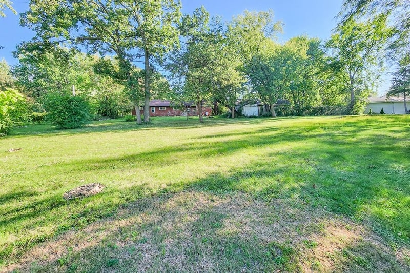 Oakland Ln #1, Oshkosh, WI 54902