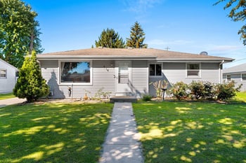 814 Bader St, Green Bay, WI 54302
