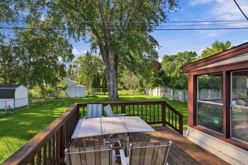 1193 Bond St, Green Bay, WI 54303-4040