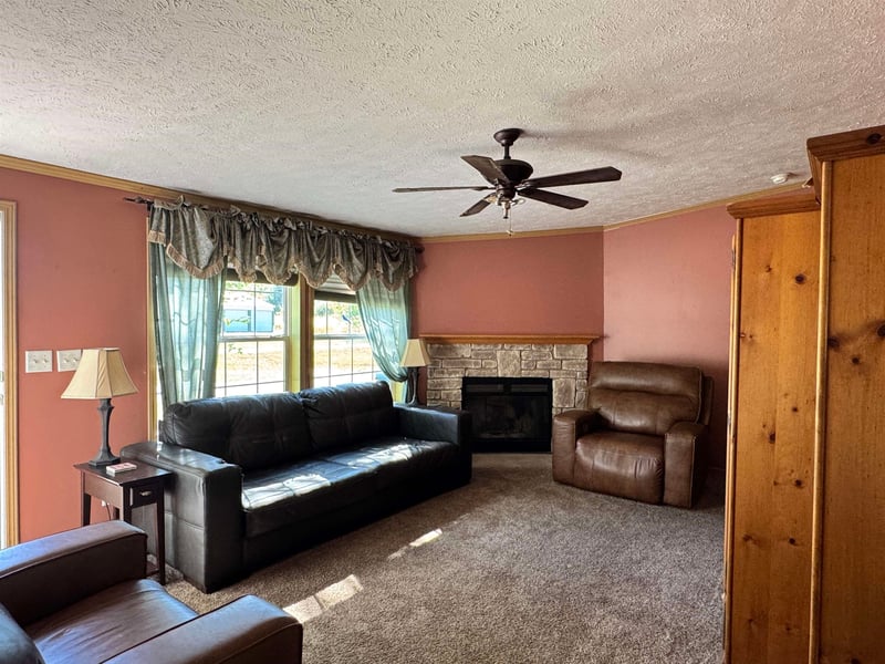 3015 Cedar Ln, Abrams, WI 54101-9999