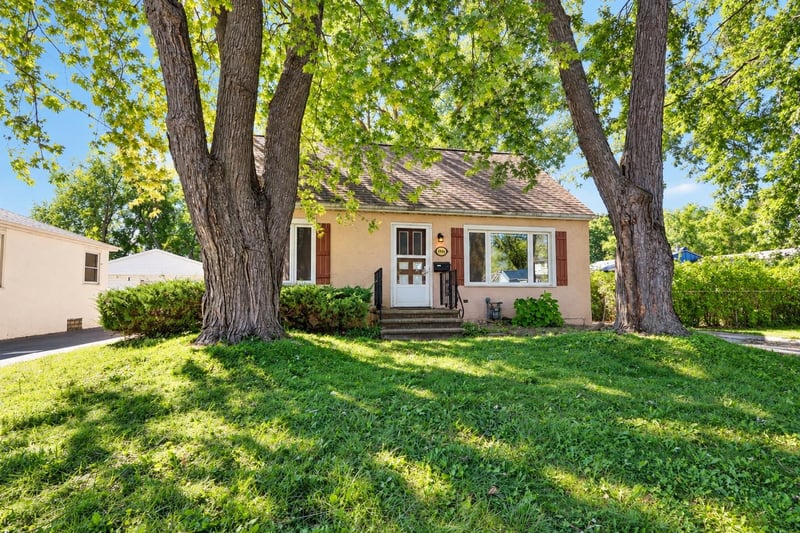 1490 Hastings St, Green Bay, WI 54301